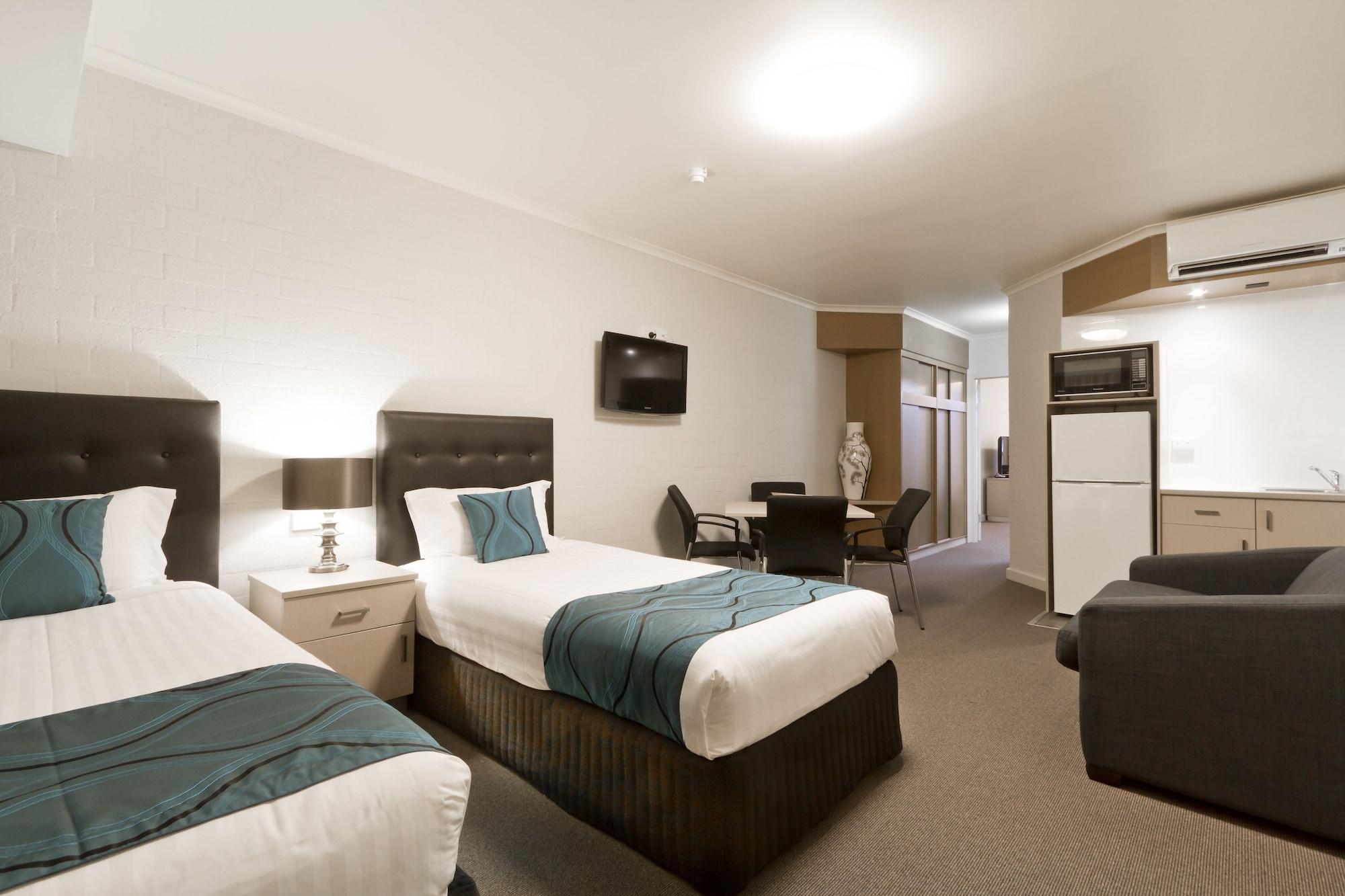 Mantra Pavilion Hotel Wagga Wagga Buitenkant foto