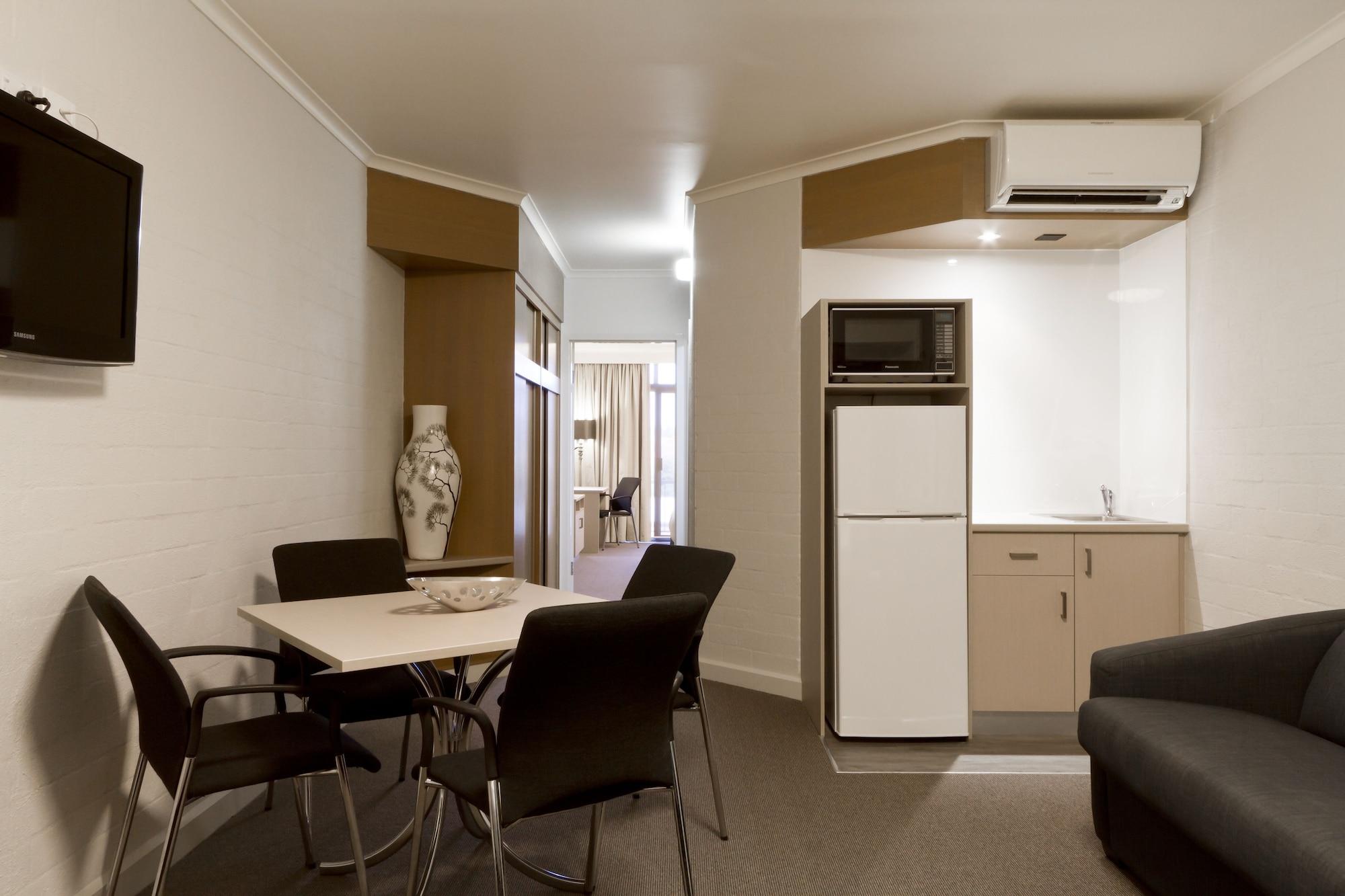 Mantra Pavilion Hotel Wagga Wagga Buitenkant foto