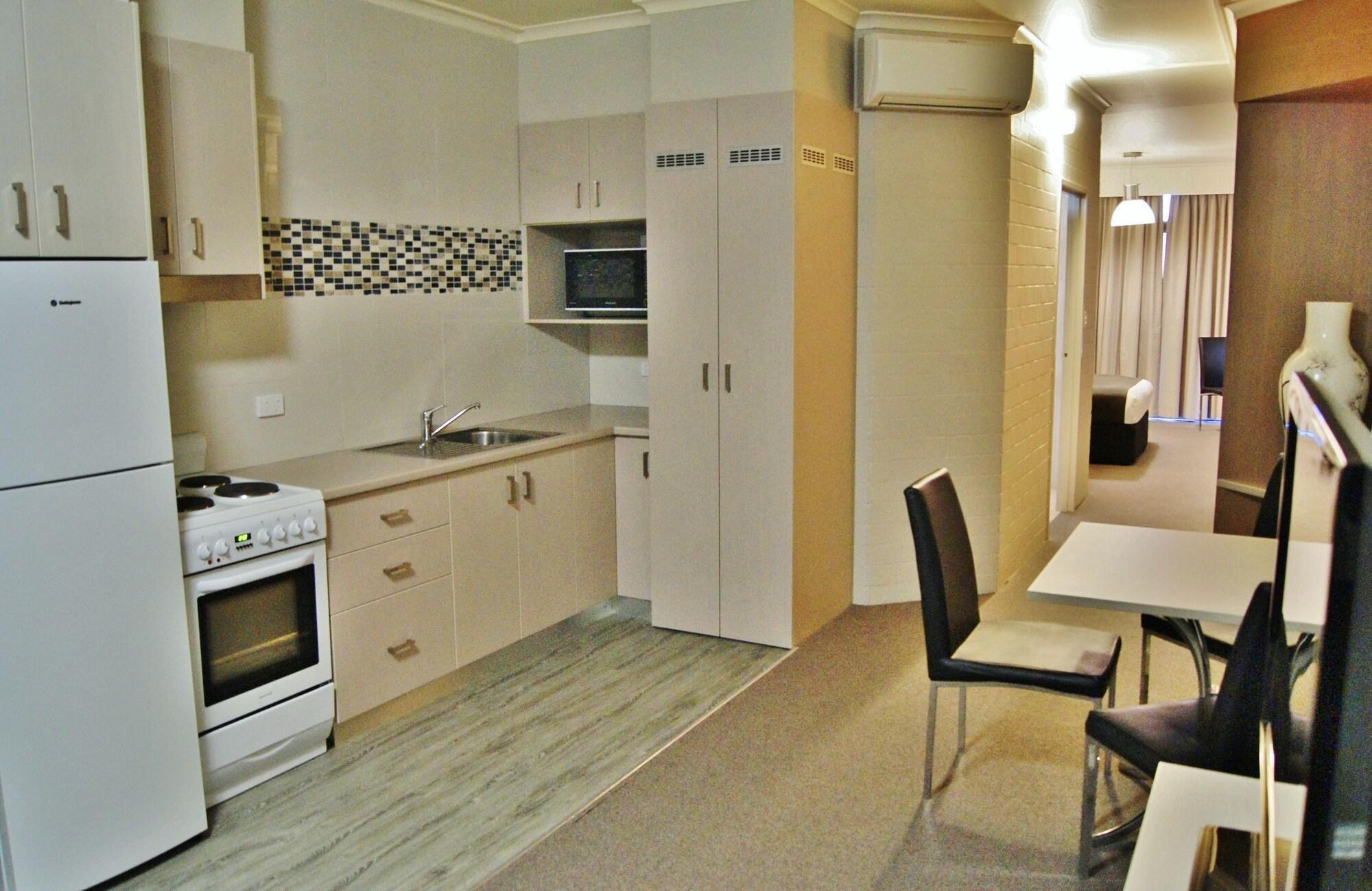 Mantra Pavilion Hotel Wagga Wagga Buitenkant foto
