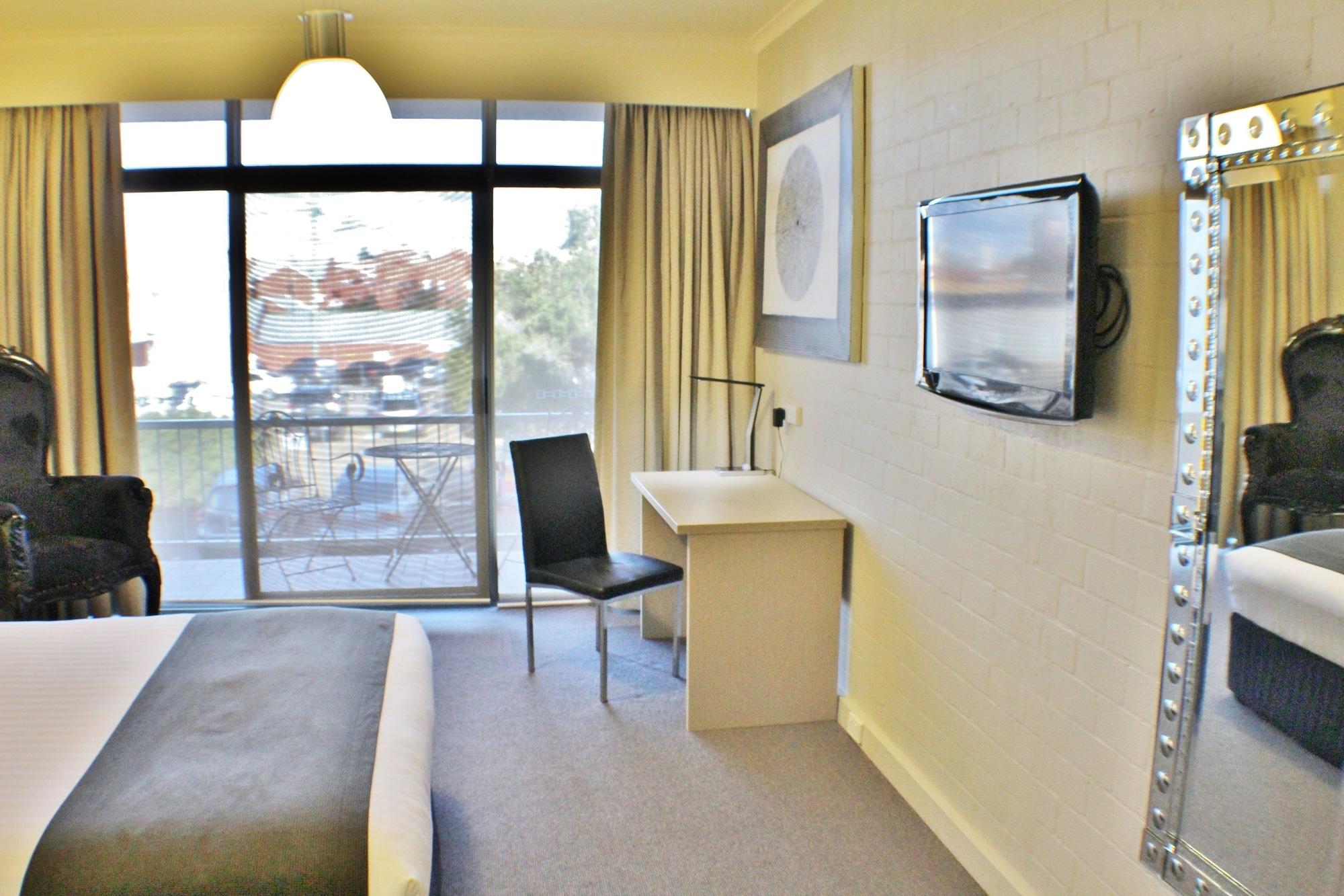 Mantra Pavilion Hotel Wagga Wagga Buitenkant foto