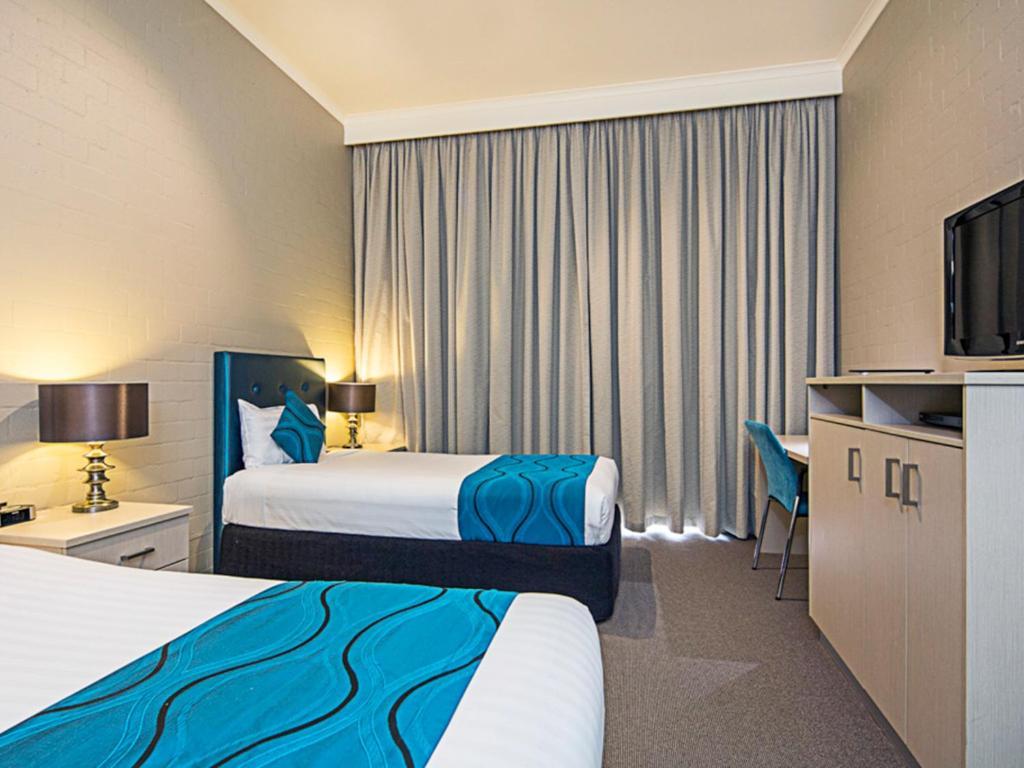 Mantra Pavilion Hotel Wagga Wagga Buitenkant foto