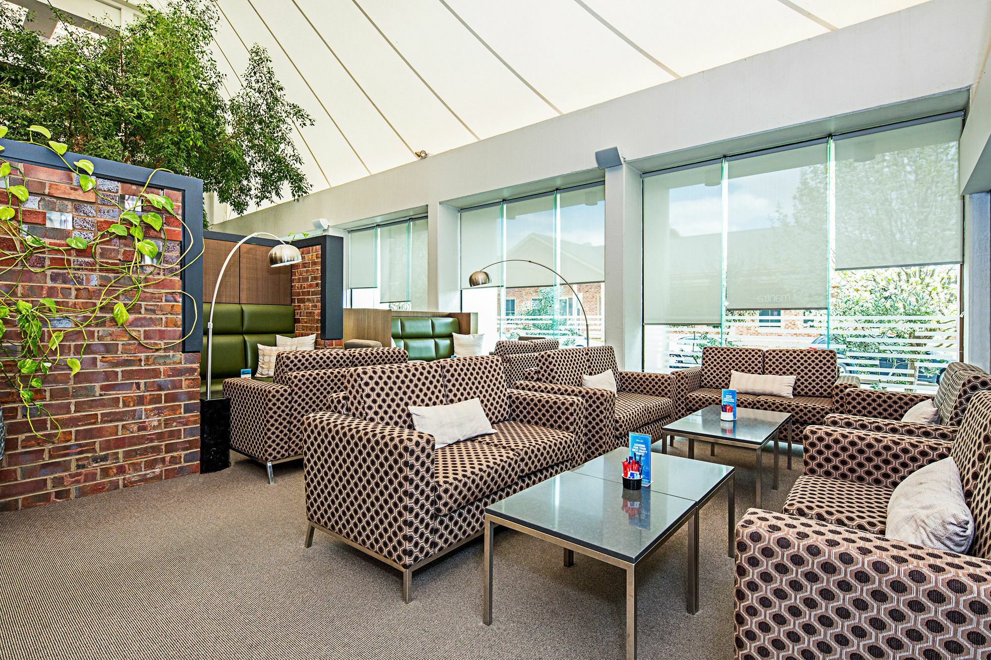 Mantra Pavilion Hotel Wagga Wagga Buitenkant foto